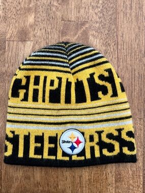 NFL Team Apparel Pittsburgh Steelers Kids Beanie Knit Hat Yellow‎ Black Stripe